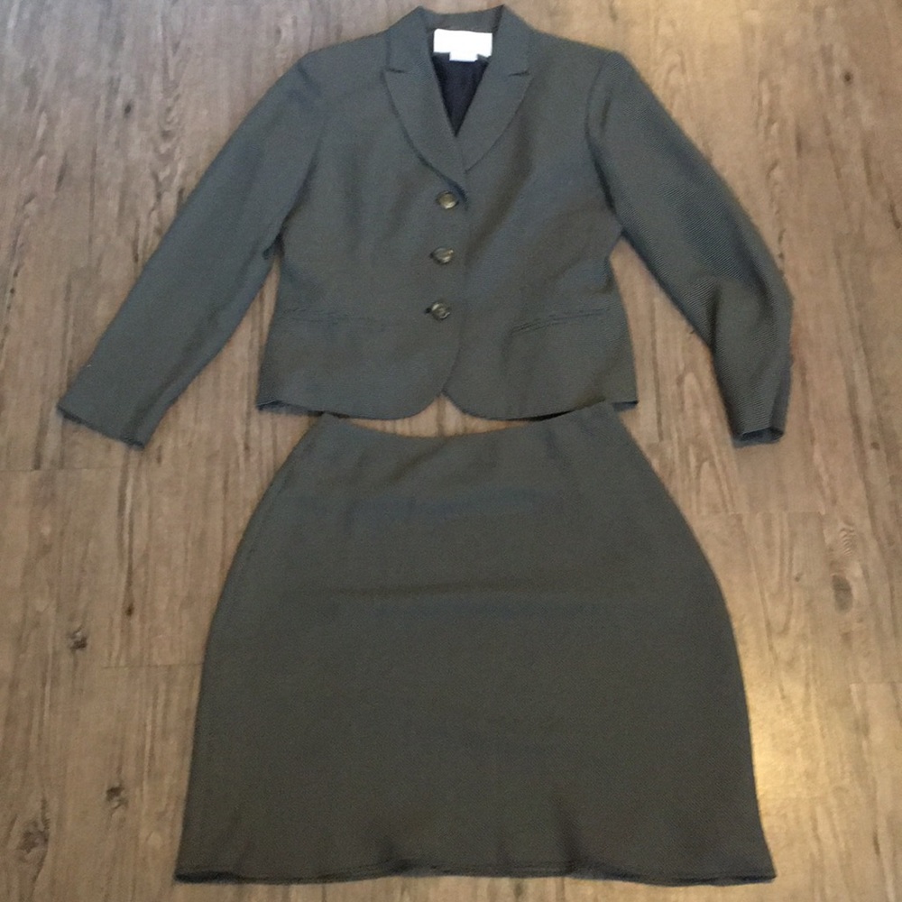 Vintage Jones of New York Skirt Suit